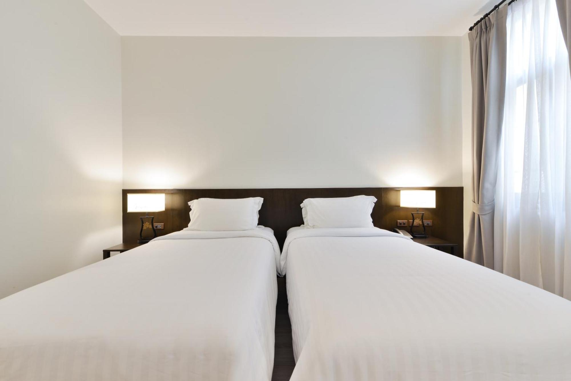 Oldthaiheng Hotel Банкок Екстериор снимка